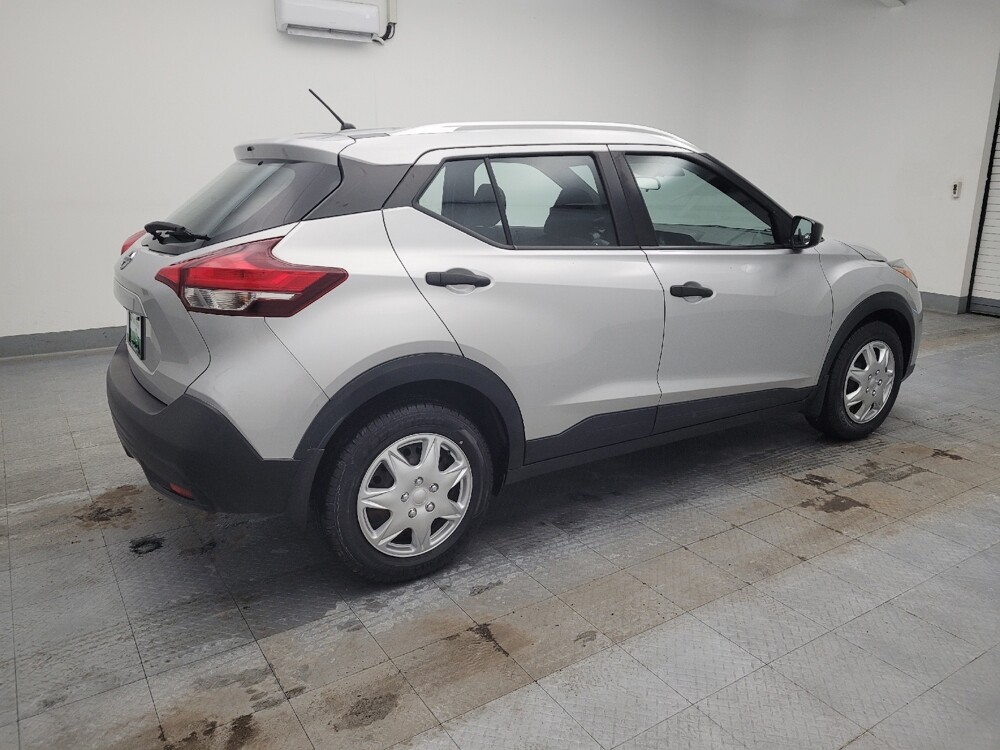 2018 Nissan Kicks in Miamisburg, OH 45342 - 18111219 10