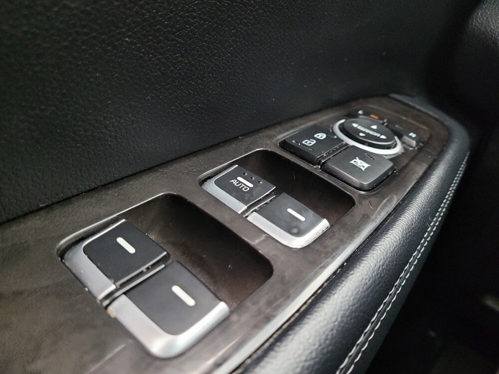 2018 Kia Sorento in Toledo, OH 43617 - 18111223 27