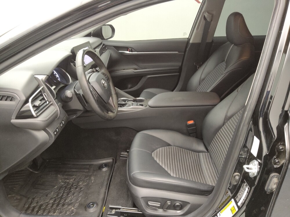 2021 Toyota Camry in St. Louis, MO 63136 - 18111225 17