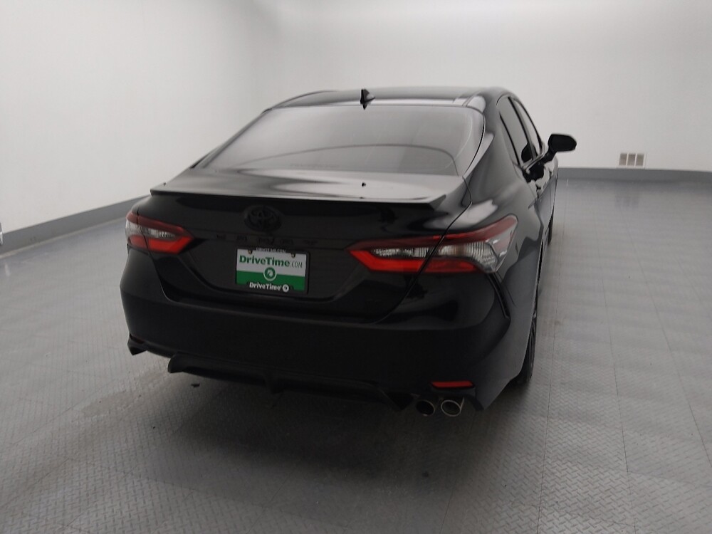 2021 Toyota Camry in St. Louis, MO 63136 - 18111225 7