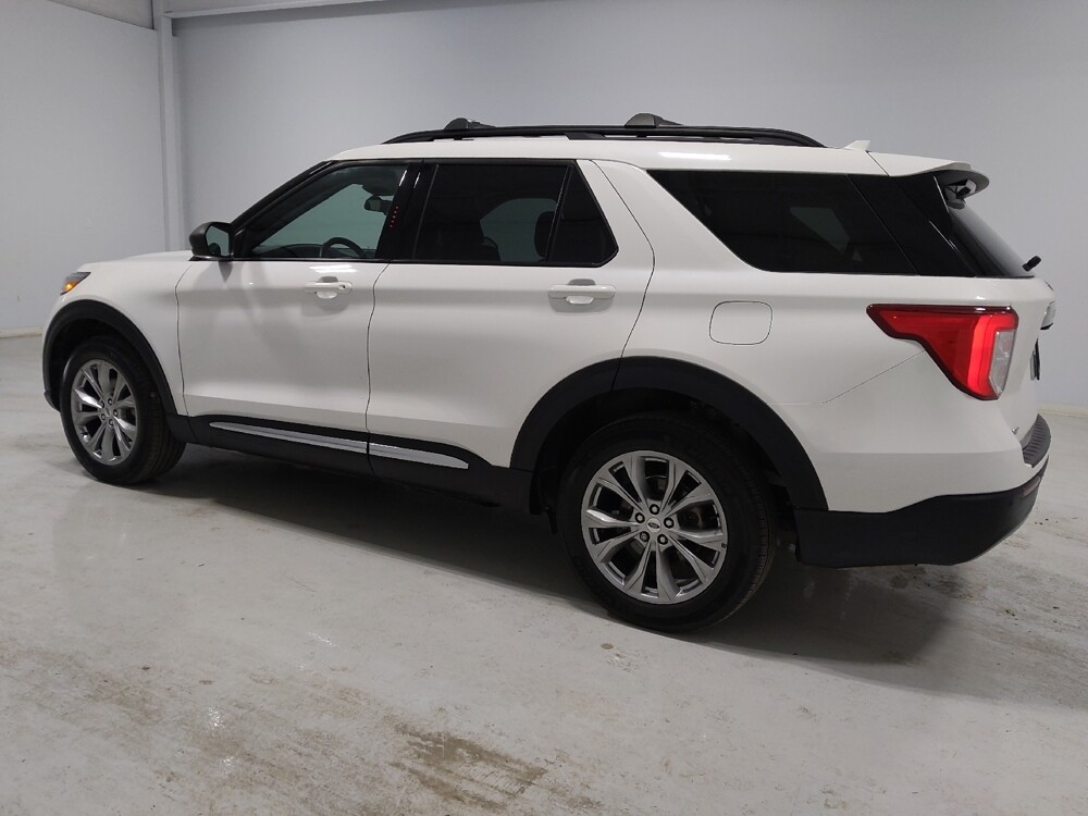 2022 Ford Explorer in Columbus, OH 43228 - 18111227 3