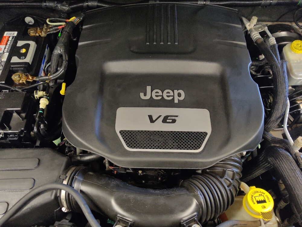 2018 Jeep Wrangler in Phoenix, AZ 85015 - 18111233 30