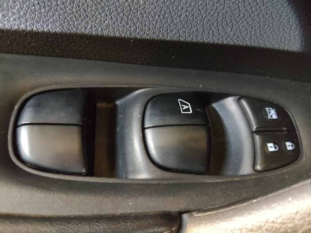 2017 Nissan Rogue in Raleigh, NC 27604 - 18111234 27