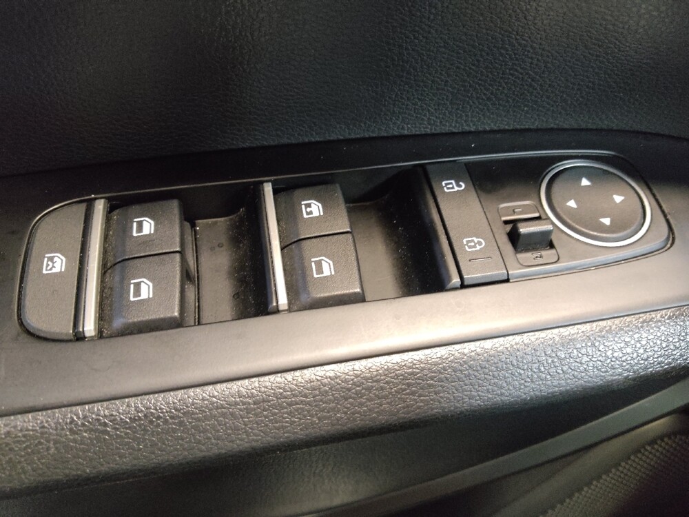 2025 Kia Soul in Charlotte, NC 28213 - 18111236 27