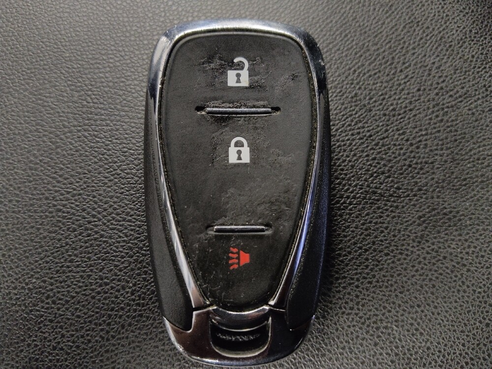 2020 Chevrolet Equinox in Houston, TX 77034 - 18111241 32