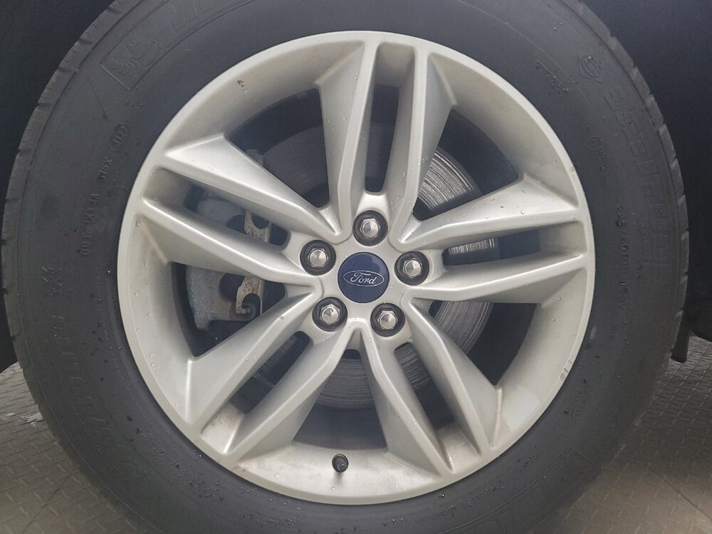 2018 Ford Edge in Taylor, MI 48180 - 18111244 31