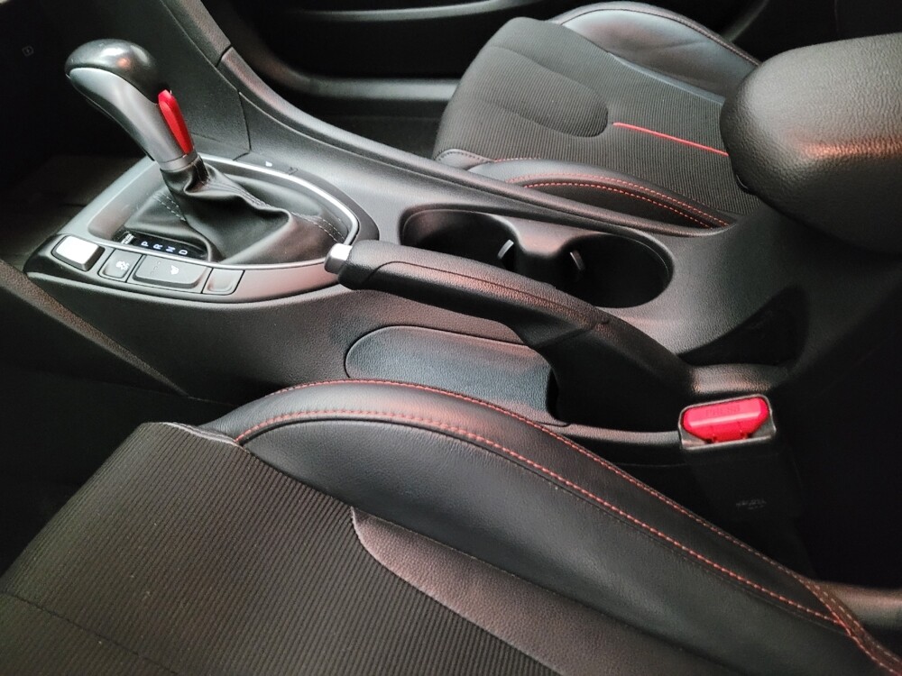 2019 Hyundai Veloster in El Cajon, CA 92020 - 18111249 26