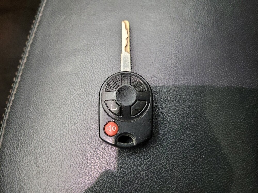 2015 Ford Escape in Torrance, CA 90504 - 18111250 32