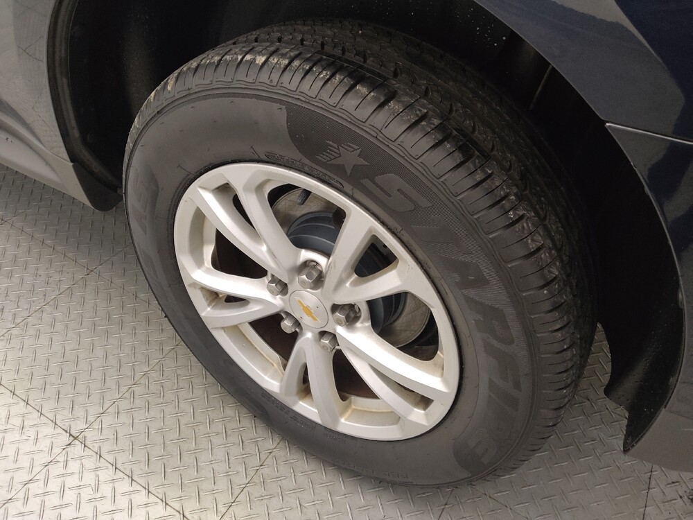 2017 Chevrolet Equinox in Houston, TX 77060 - 18111257 31