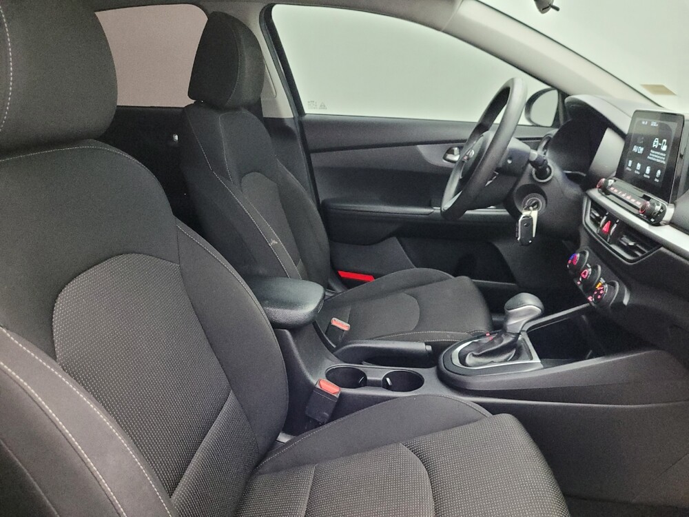 2020 Kia Forte in Mesa, AZ 85210 - 18111265 21