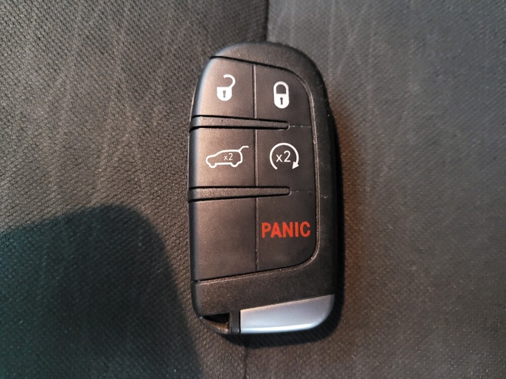 2018 Dodge Durango in Taylor, MI 48180 - 18111272 32