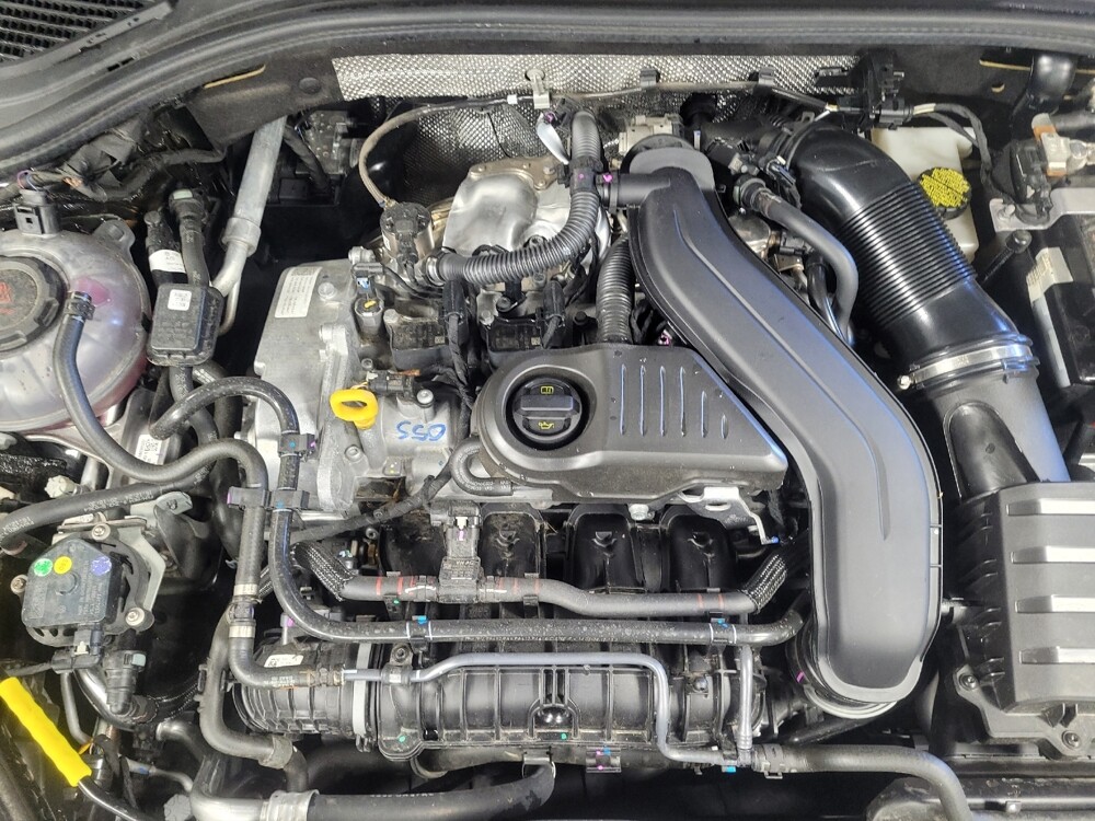 2025 Volkswagen Jetta in Morrow, GA 30260 - 18111273 30