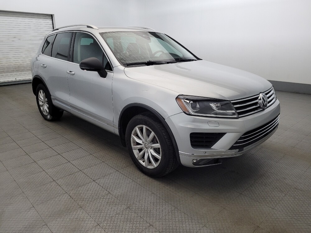 2016 Volkswagen Touareg in Chesapeake, VA 23320 - 18111276 13