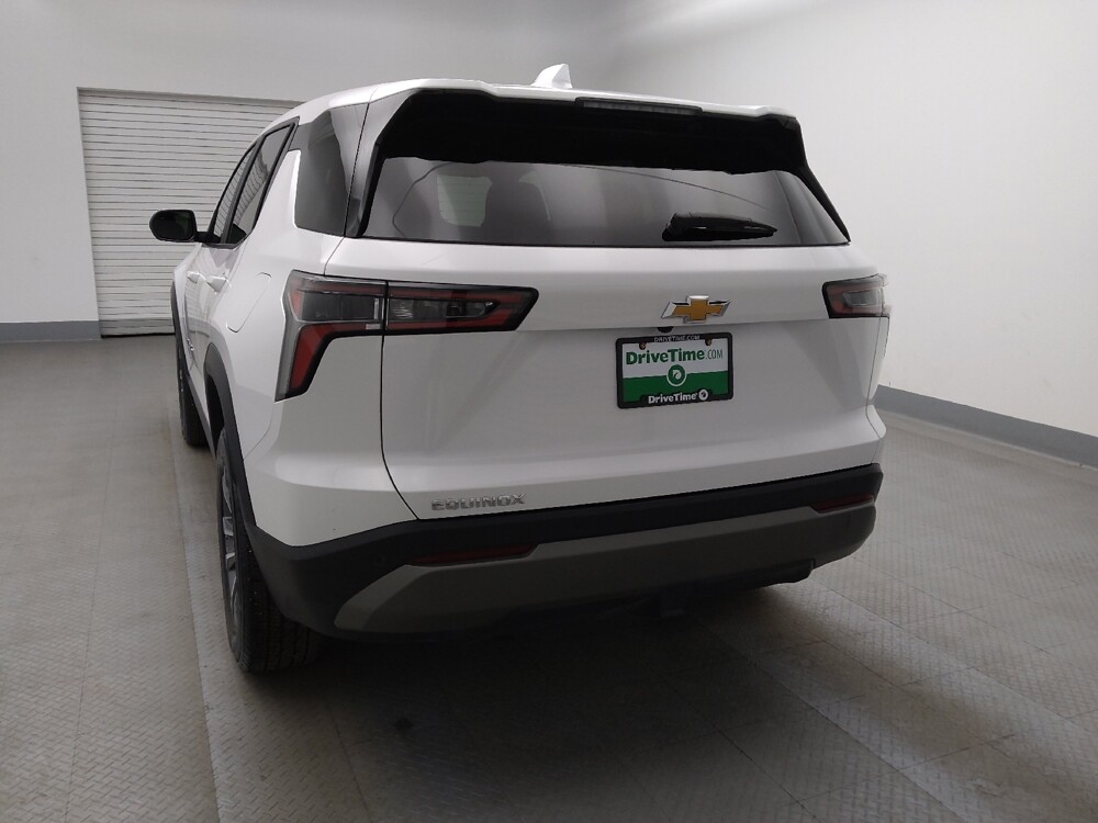 2025 Chevrolet Equinox in Lakewood, CO 80215 - 18111283 6