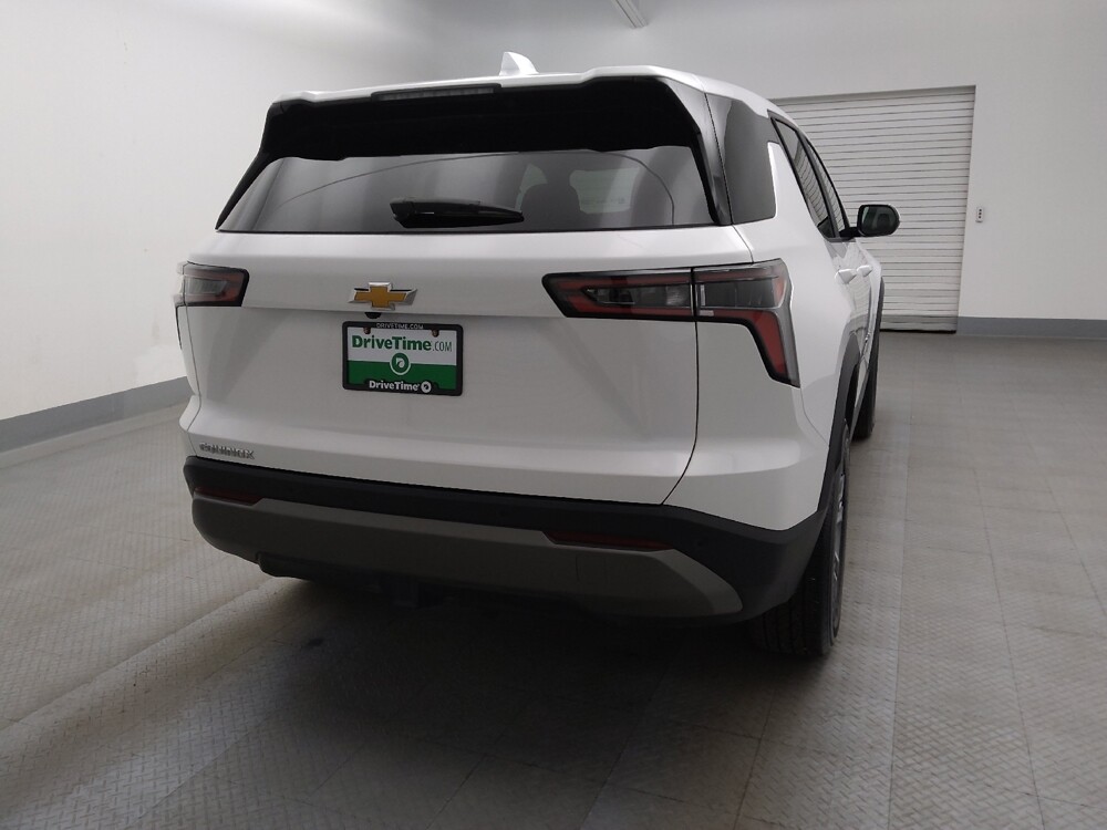 2025 Chevrolet Equinox in Lakewood, CO 80215 - 18111283 7