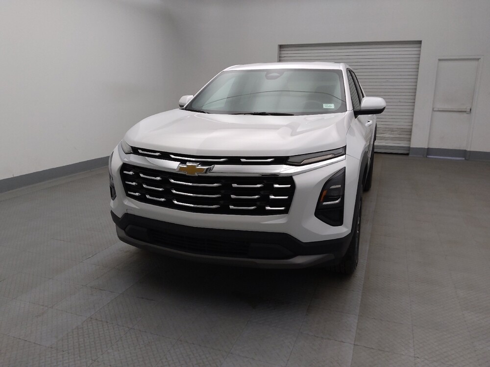2025 Chevrolet Equinox in Lakewood, CO 80215 - 18111283 15