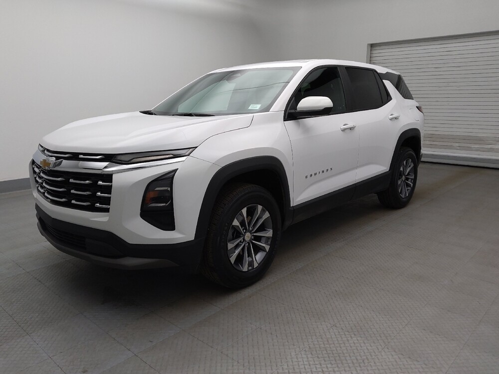 2025 Chevrolet Equinox in Lakewood, CO 80215 - 18111283 2