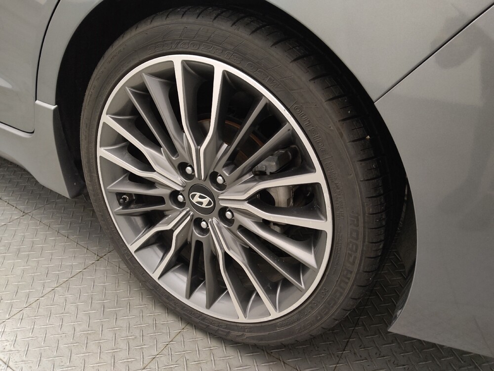 2018 Hyundai Elantra in Houston, TX 77074 - 18111284 31