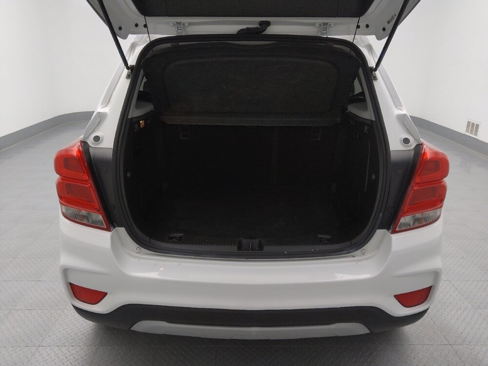 2020 Chevrolet Trax in Independence, MO 64055 - 18111295 29