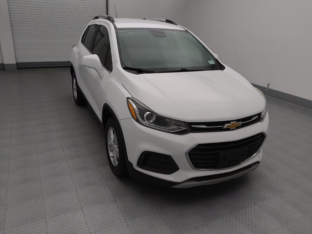 2020 Chevrolet Trax in Independence, MO 64055 - 18111295 14