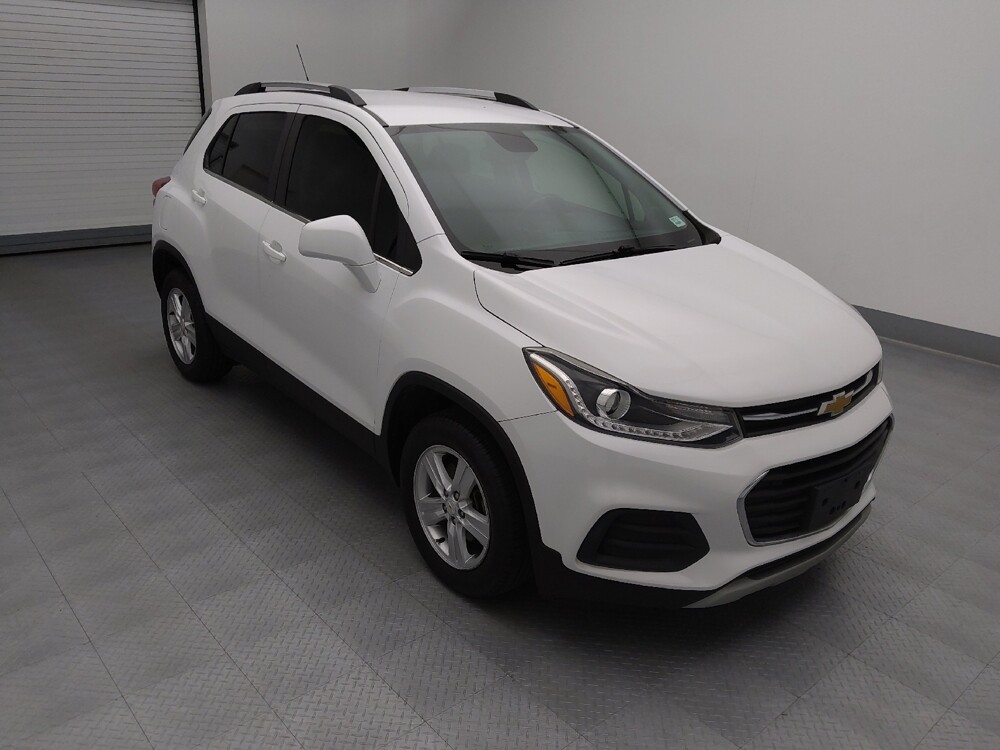 2020 Chevrolet Trax in Independence, MO 64055 - 18111295 13