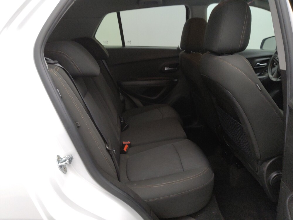 2020 Chevrolet Trax in Independence, MO 64055 - 18111295 19