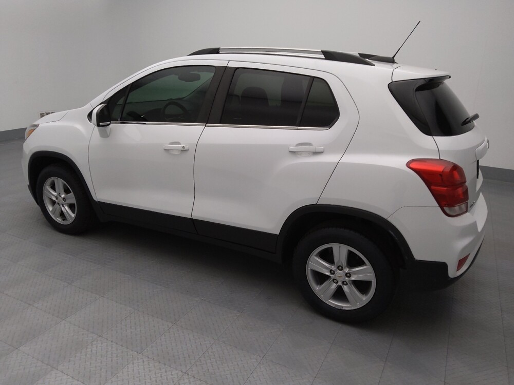2020 Chevrolet Trax in Independence, MO 64055 - 18111295 3