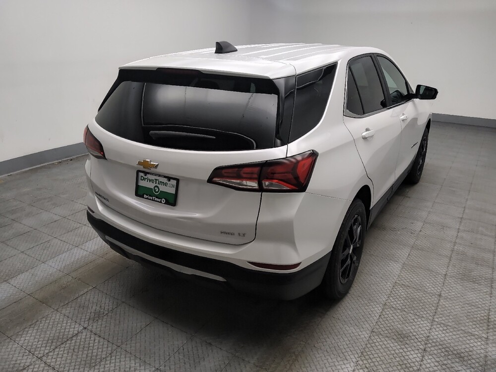 2022 Chevrolet Equinox in Peoria, IL 61615 - 18111304 9