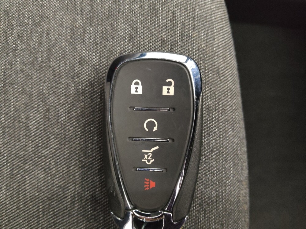 2022 Chevrolet Equinox in Peoria, IL 61615 - 18111304 32