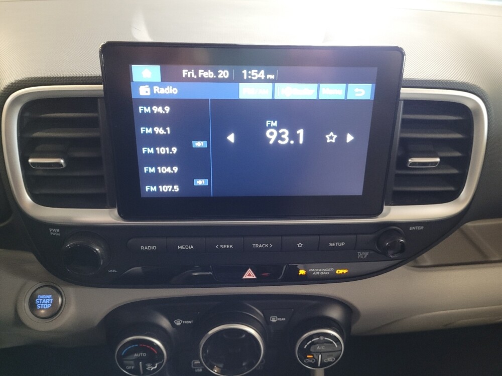 2025 Hyundai Venue in Torrance, CA 90504 - 18111314 25