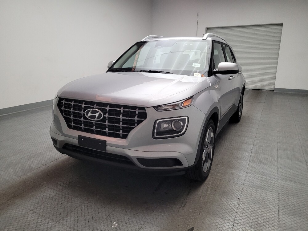 2025 Hyundai Venue in Torrance, CA 90504 - 18111314 15