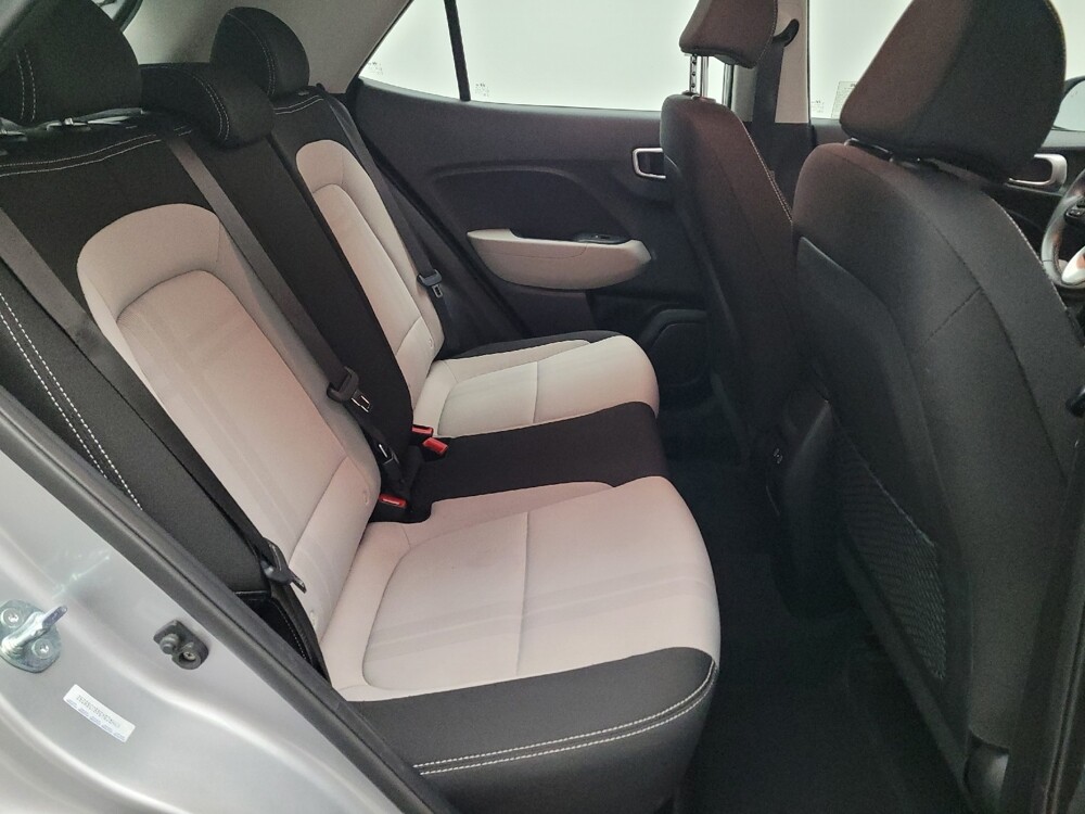 2025 Hyundai Venue in Torrance, CA 90504 - 18111314 19