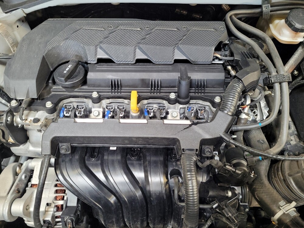 2025 Hyundai Venue in Torrance, CA 90504 - 18111314 30