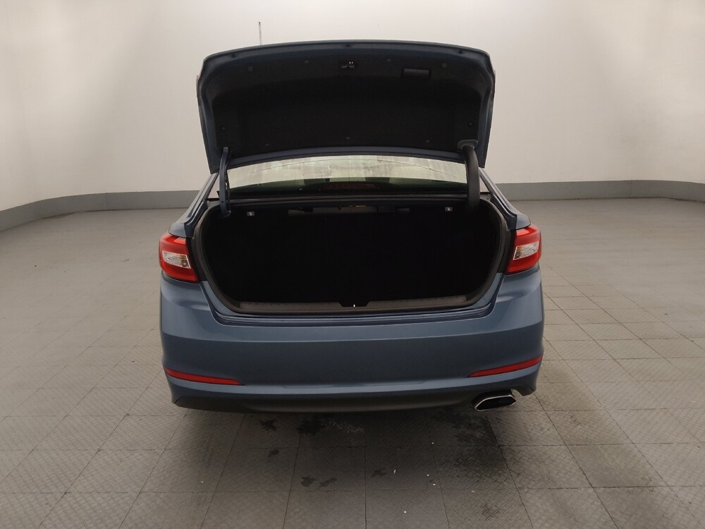 2016 Hyundai Sonata in Plymouth Meeting, PA 19462 - 18111324 29