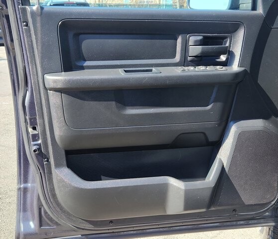 2017 RAM 1500 in Cinnaminson, NJ 08077 - 18111336 10