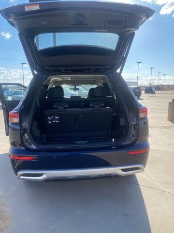 2024 Mitsubishi Outlander in Winslow, AZ 86046 - 18111345 10