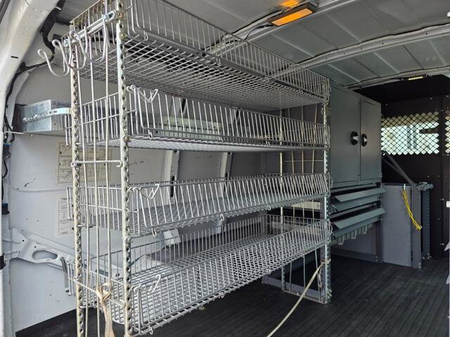 2011 Chevrolet Express 2500 in Blauvelt, NY 10913 - 18111349 34