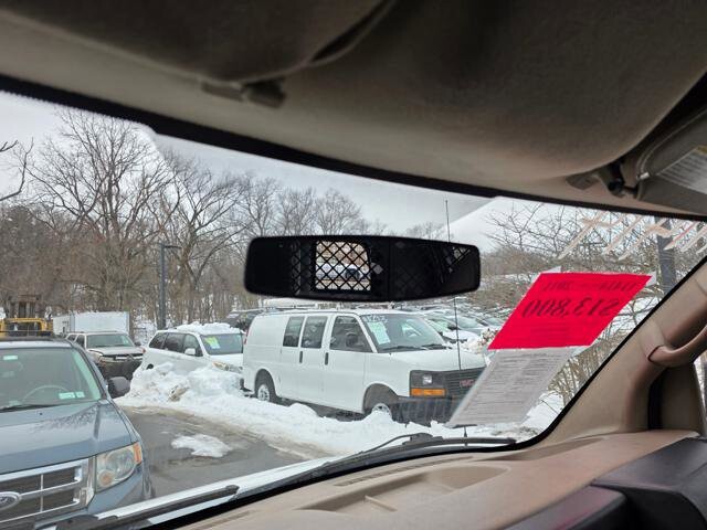 2011 Chevrolet Express 2500 in Blauvelt, NY 10913 - 18111349 23