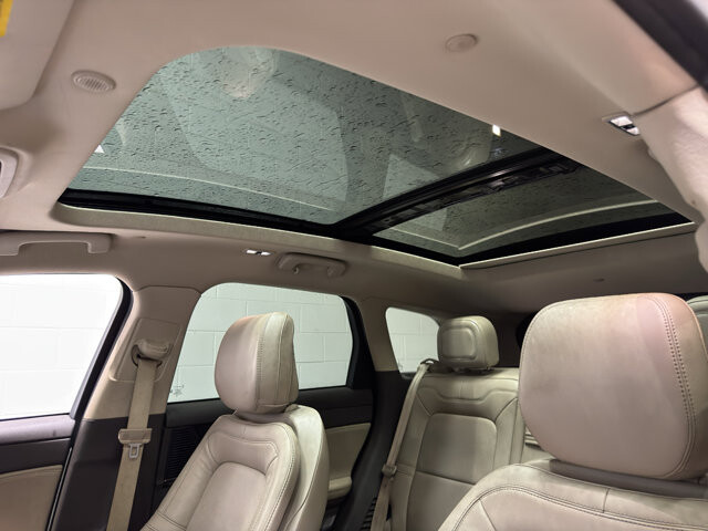 2022 Lincoln Corsair in Burlington, WI 53105 - 18111350 36