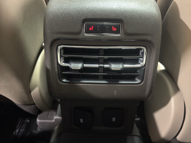 2022 Lincoln Corsair in Burlington, WI 53105 - 18111350 12