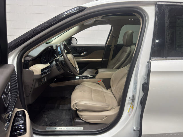 2022 Lincoln Corsair in Burlington, WI 53105 - 18111350 14
