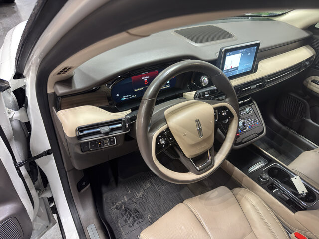 2022 Lincoln Corsair in Burlington, WI 53105 - 18111350 15