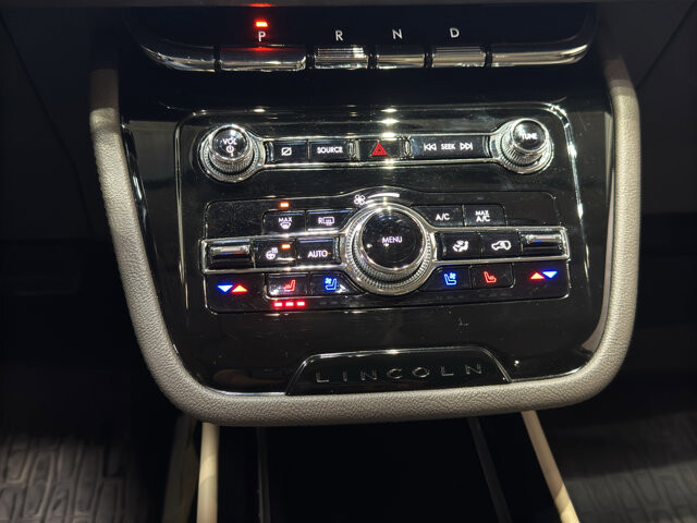 2022 Lincoln Corsair in Burlington, WI 53105 - 18111350 30