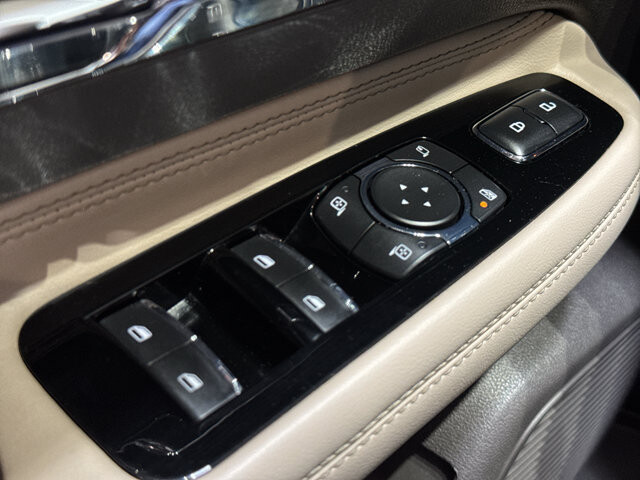 2022 Lincoln Corsair in Burlington, WI 53105 - 18111350 34