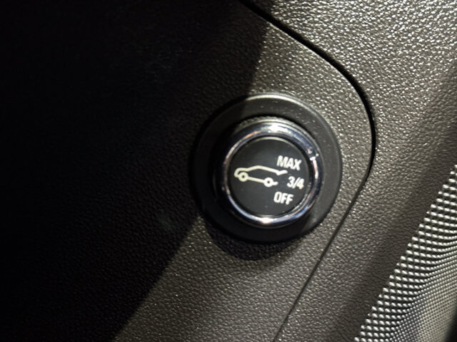 2018 GMC Acadia in Burlington, WI 53105 - 18111355 35