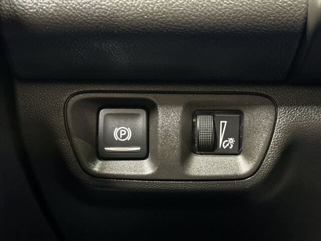 2018 GMC Acadia in Burlington, WI 53105 - 18111355 33