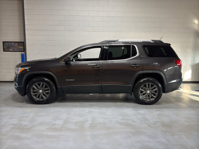 2018 GMC Acadia in Burlington, WI 53105 - 18111355 2