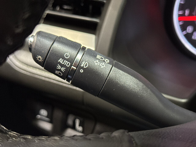 2018 GMC Acadia in Burlington, WI 53105 - 18111355 25