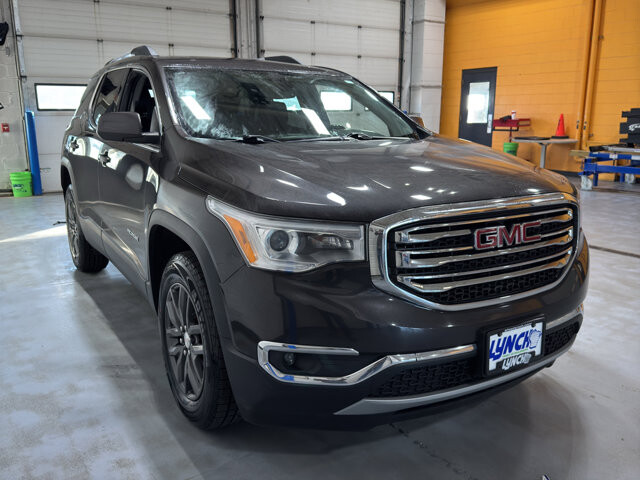 2018 GMC Acadia in Burlington, WI 53105 - 18111355 7