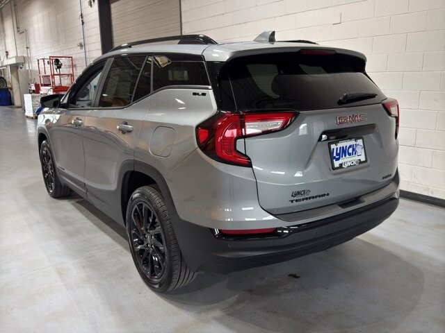 2024 GMC Terrain in Burlington, WI 53105 - 18111356 3